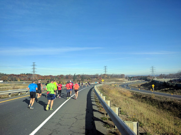 Running down the Red Hill Valley Parkway